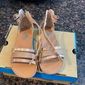 Little girls gold sandals with strap